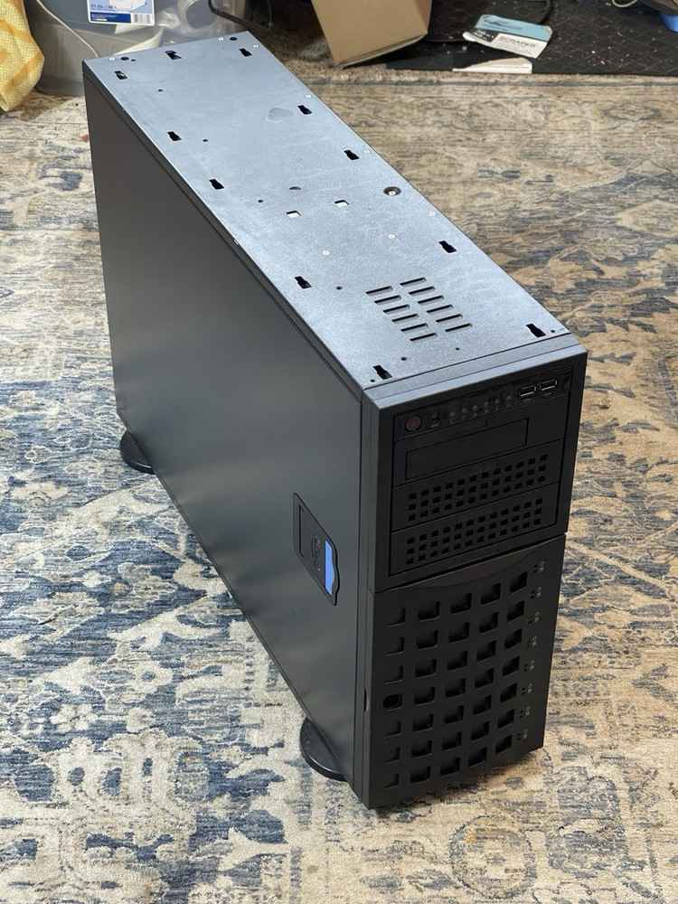 Supermicro CSE-743 4U Tower Server Chassis with 865W PSU & SAS Backplane