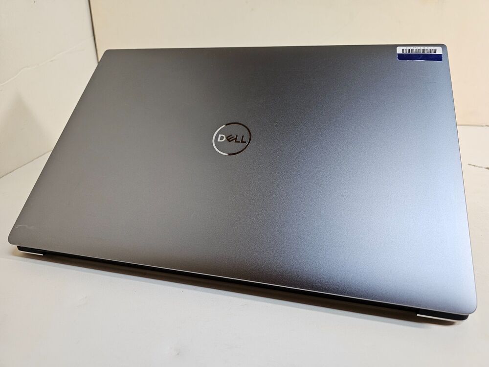 Dell Precision 5540 Laptop - High Performance with 2.6 GHz i7-9850H, 32GB RAM, 512GB SSD