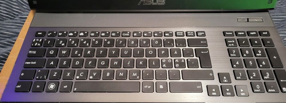 Asus G75V Gaming/Workstation Laptop - 17.3" Display, GTX 670M, i7-3610QM Processor