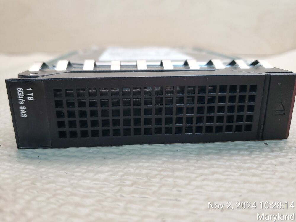 Lenovo ThinkServer 03T7869 1TB 7200 RPM SAS 3.5 Hard Drive HDD with Caddy