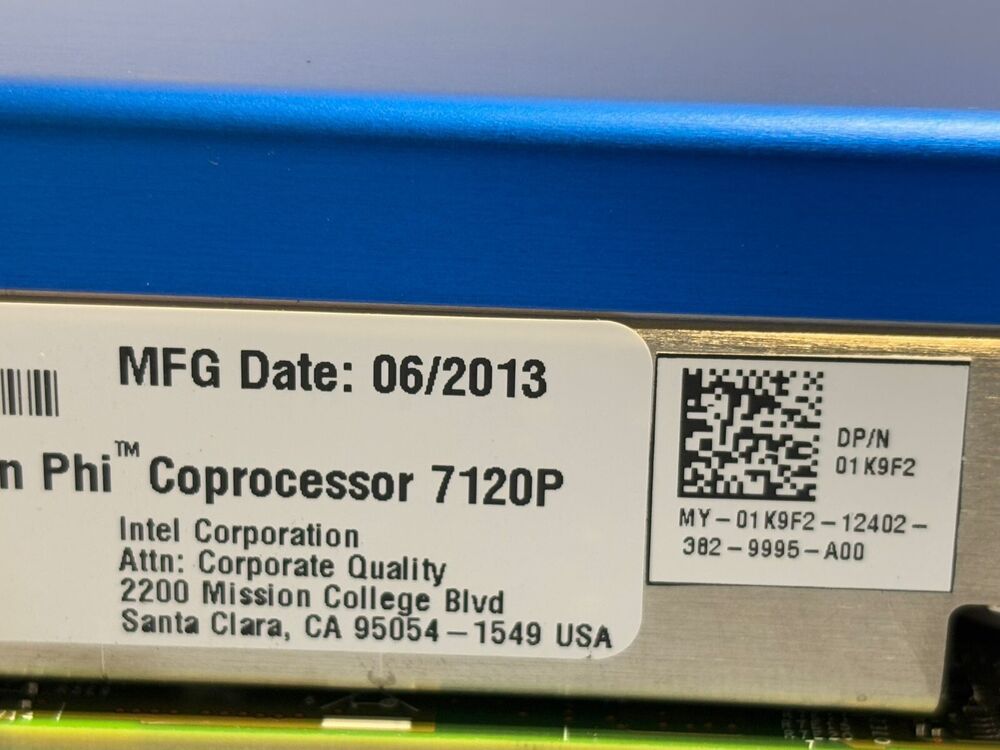 Intel Xeon Phi Coprocessor 7120P E2M34A 732636-001 666921-001 - Lot of 2