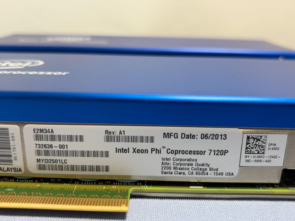 Intel Xeon Phi Coprocessor 7120P E2M34A 732636-001 666921-001 - Lot of 2