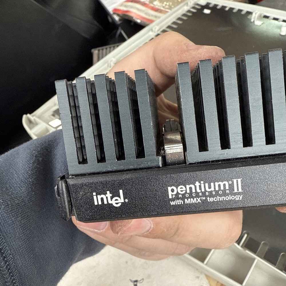 Intel PII Processor with Heatsink