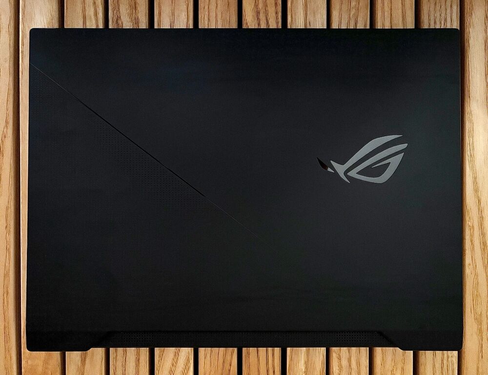 ASUS ROG Zephyrus Duo 15 SE Gaming Laptop with RTX 3060 and Ryzen 9