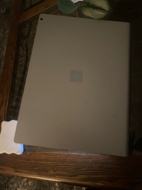 Microsoft Surface Book 2 13.5 (256GB SSD, Intel Core i7-8650U, 8GB RAM)