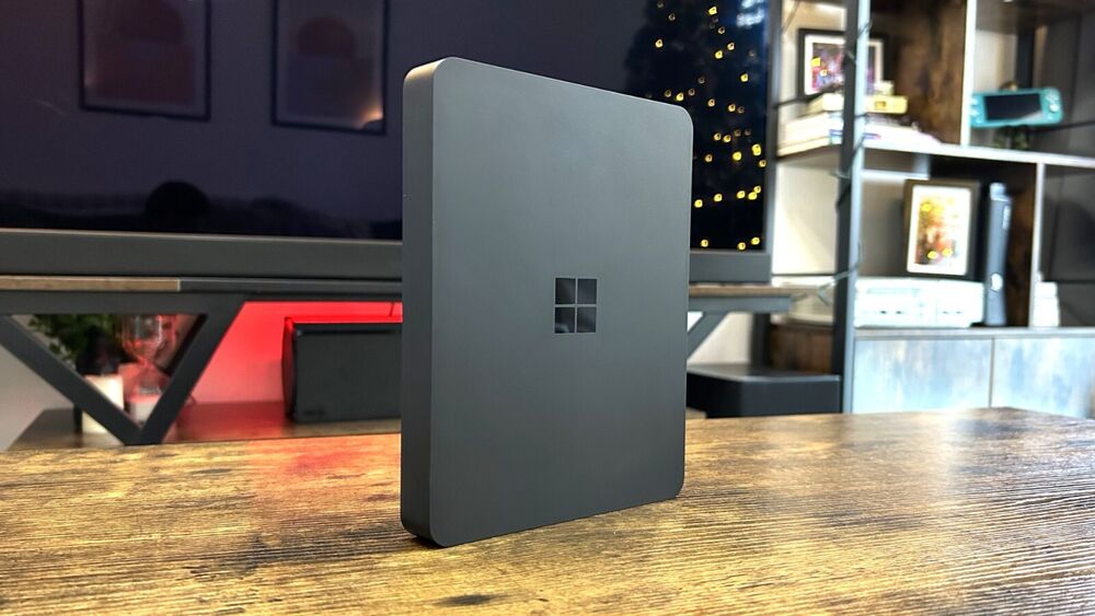 Windows Dev Kit 2023 with Snapdragon 8cx Gen 3, 32GB RAM, 512GB Storage