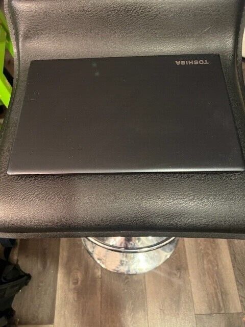 Toshiba X40D HD 1080P i5 7th Gen Gaming Laptop