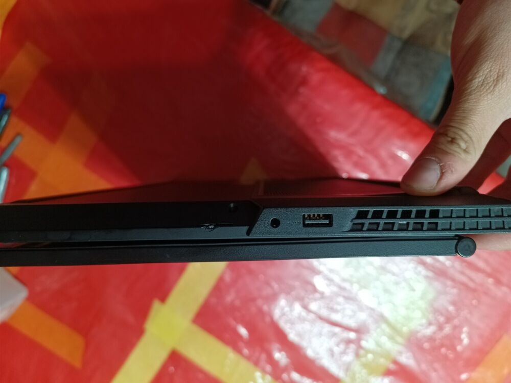 Lenovo Legion Y530-15ICH Gaming Laptop with SSD, Windows 10, GTX 1050, Intel Core i7-8750H