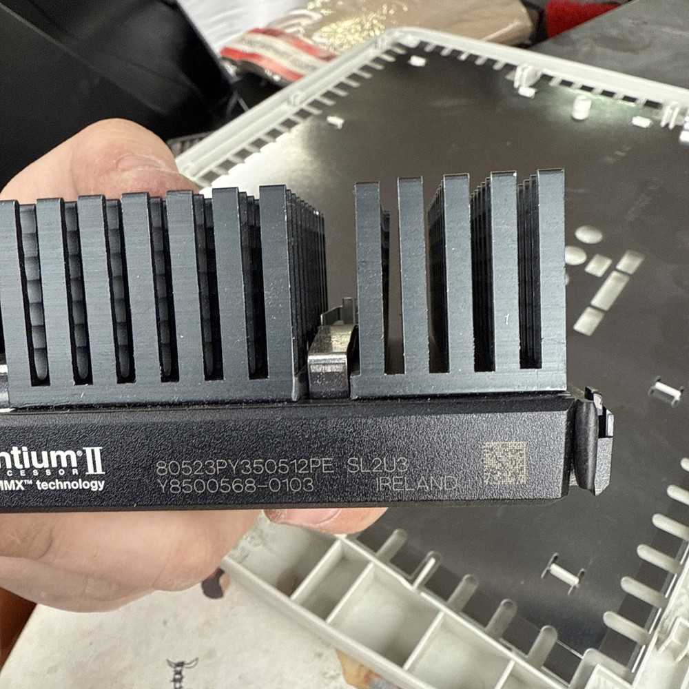 Intel PII Processor with Heatsink