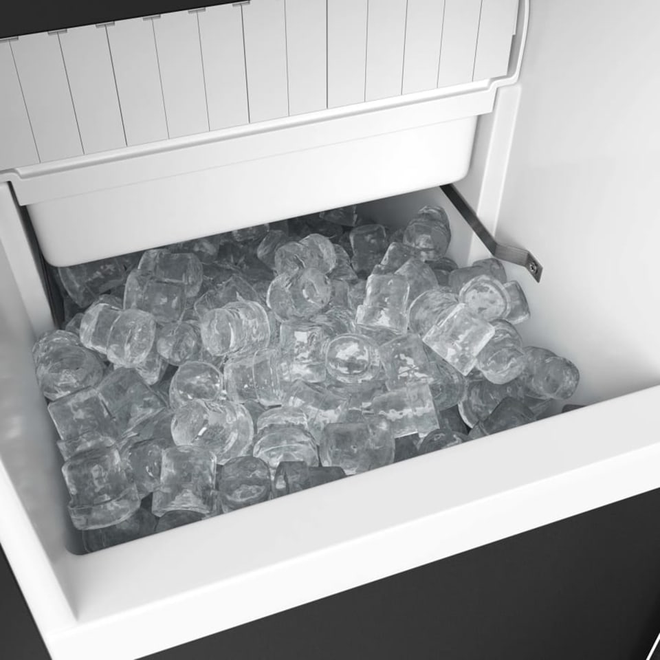 Avallon AIMG151PSSIRH 15" Stainless Steel Ice Maker with 56 lbs. Daily Production