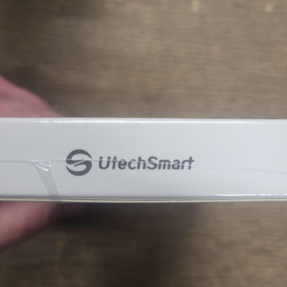 UtechSmart USB-C Hub 6-in-1 Dock UCN3273 - Enhanced Connectivity