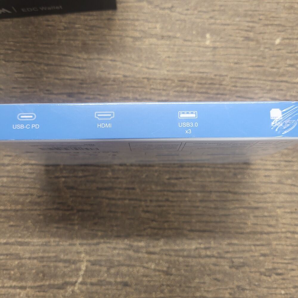 UtechSmart USB-C Hub 6-in-1 Dock UCN3273 - Enhanced Connectivity