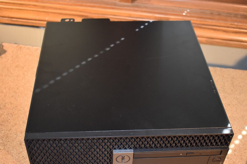 Dell OptiPlex 7050 SFF Desktop - Intel i5-7500, SSD, WiFi, Bluetooth, Windows 11 Pro