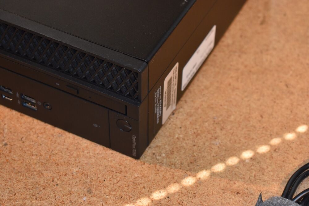Dell OptiPlex 7050 SFF Desktop - Intel i5-7500, SSD, WiFi, Bluetooth, Windows 11 Pro
