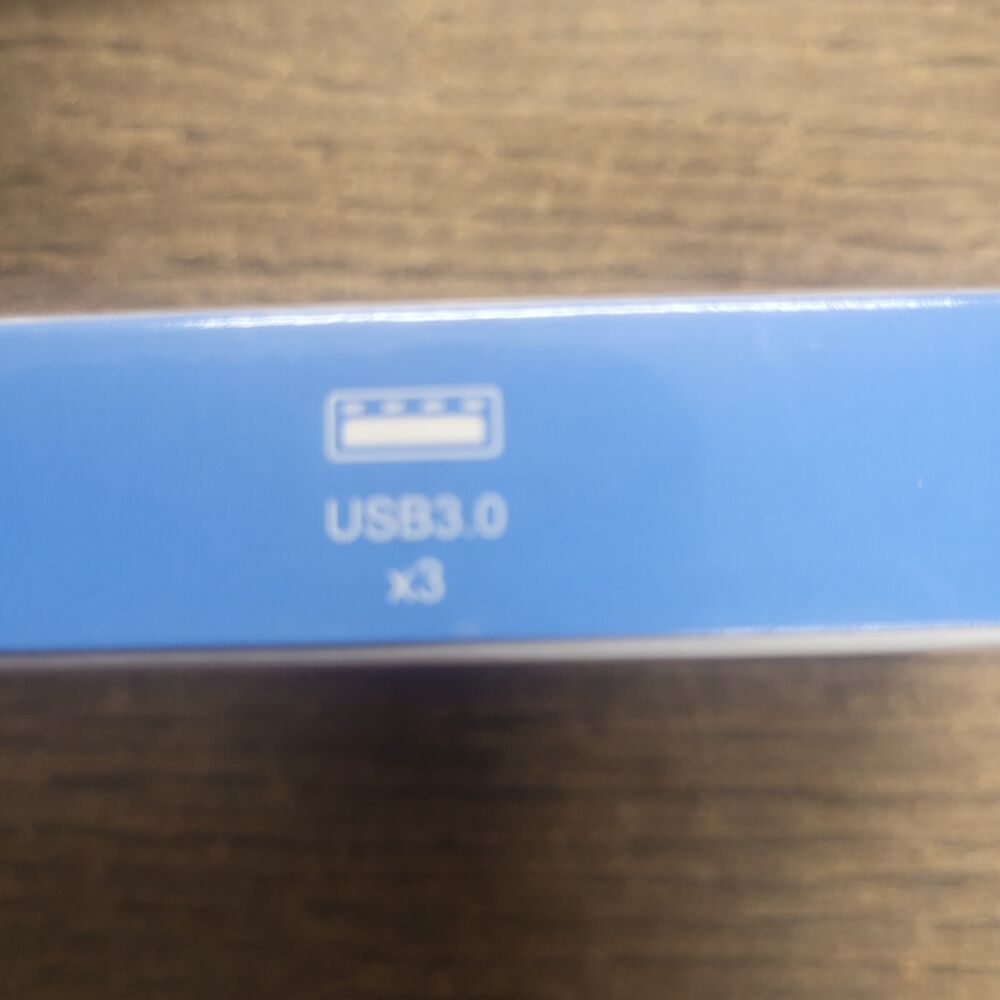 UtechSmart USB-C Hub 6-in-1 Dock UCN3273 - Enhanced Connectivity