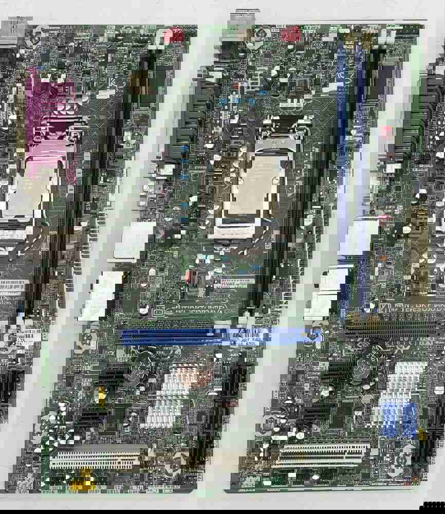Intel DH61BE Motherboard Bundle with G645 CPU, 4GB RAM