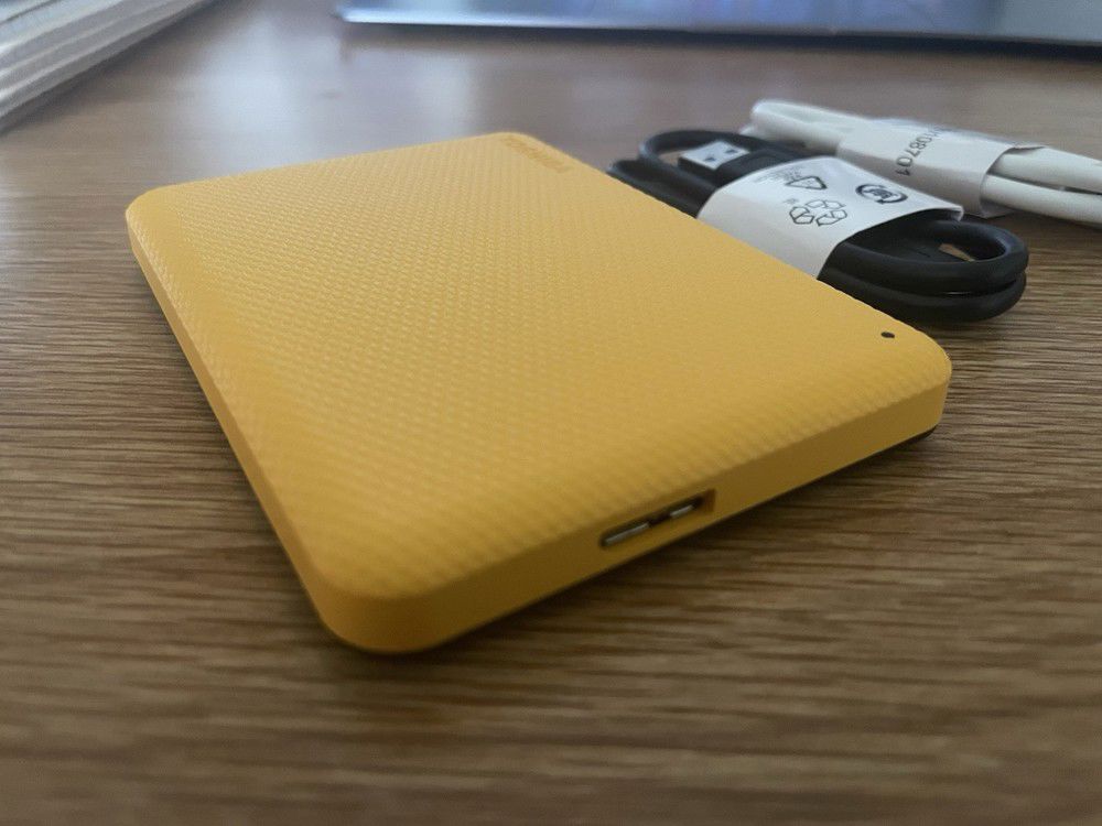 Toshiba Canvio Advance Plus 2TB Portable External Hard Drive - Honey