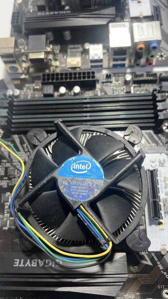GIGABYTE B365 HD3 LGA1151 Intel Motherboard Bundle