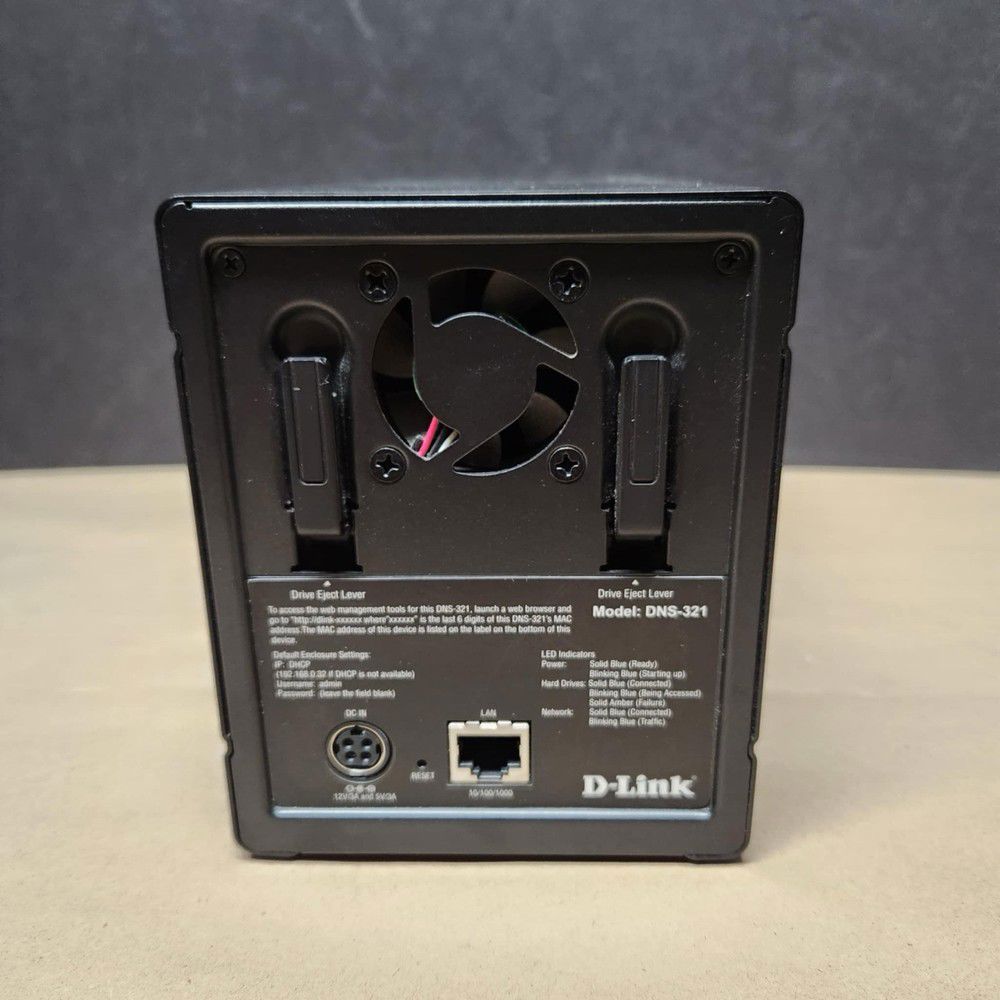D-Link DNS-321 2-Bay Network Storage Enclosure